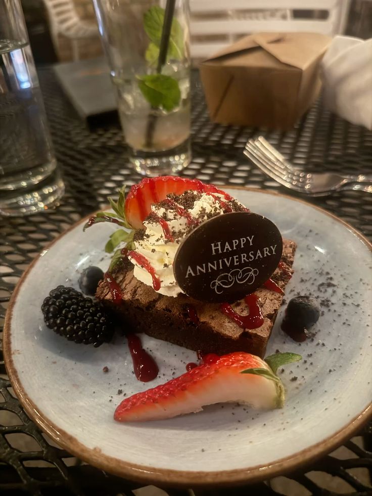 🅔🅨🅘🅝🅢🍦 tweet media