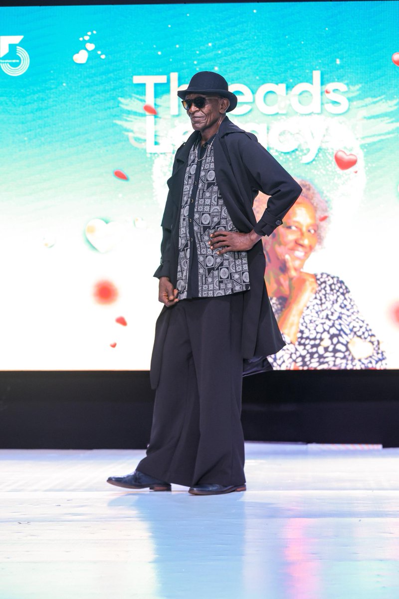 gad_rogers's tweet image. Throwback to when fashion meant something deeper than trends—it was identity, celebration, survival, love. Today, #ThreadsOfLegacy brings that energy back: our legends from the golden era hitting the runway in their iconic looks, collabed with modern designers who get it. Bell