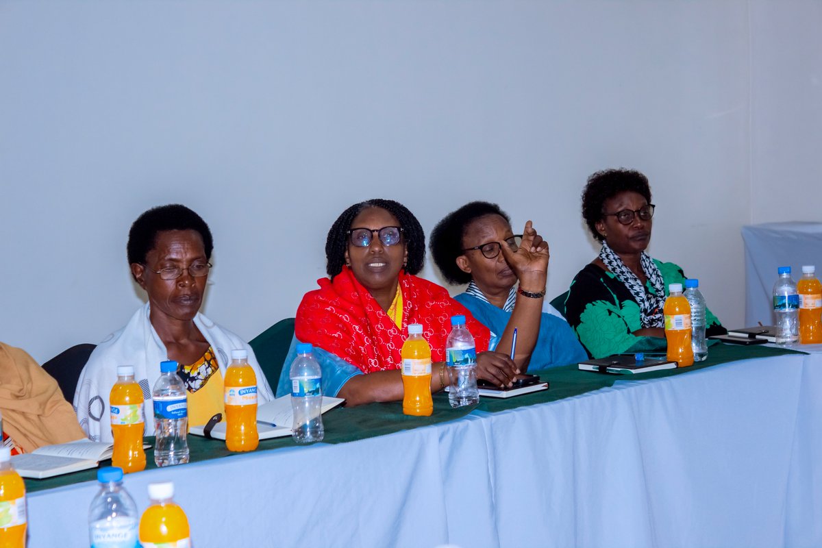 Avega_Agahozo_'s tweet photo. In the second session, leaders of AVEGA engaged in practical discussions on strengthening internal controls, improving reporting standards, and enhancing collaboration with key stakeholders. The session, facilitated by Assiel, emphasized on integrity, compliance, and continuous learning as foundations for effective governance and sustainable impact.