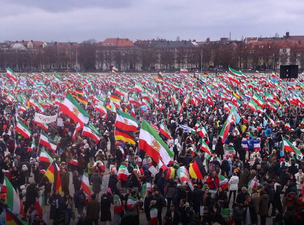 Iliaaaa6's tweet image. «ملتِ شریفِ ایران»