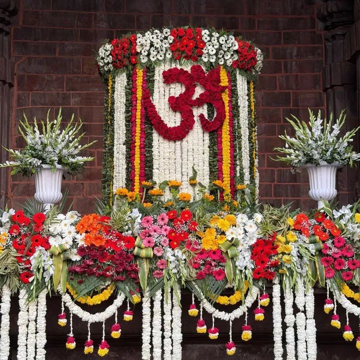 भोजपुर का भोजेश्वर शिव मंदिर, अपनी भव्यता के लिए देशभर में है प्रसिद्ध,
महाशिवरात्रि पर्व पर आयोजित होता है तीन दिवसीय भोजपुर महोत्सव,

रायसेन जिले में भोजपुर स्थित प्राचीन भोजेश्वर शिव मंदिर अपनी भव्यता के लिए देशभर में प्रसिद्ध है। भोजपुर शिव मंदिर की बात ही मन में अपार श्रद्धा