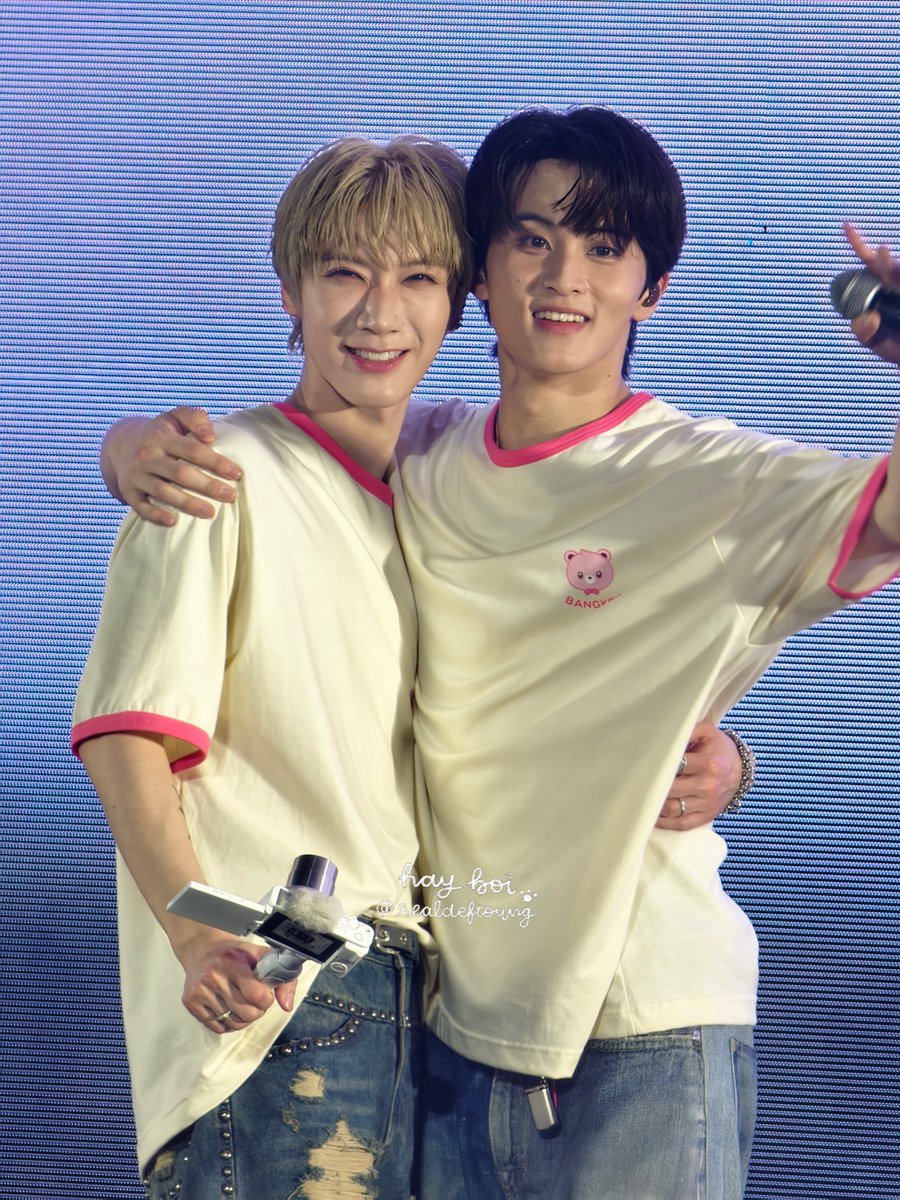 260214 smtown in bkk #TEN #MARK

✨💖

#SMTOWN_LIVE_BKK #SMTOWNLIVE2025_26_BANGKOK