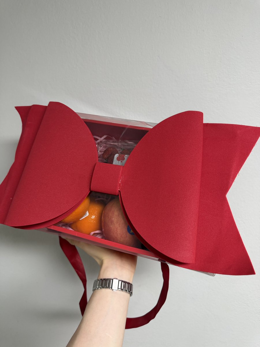 Happy Valentine’s Day

ในวันที่อบอวลไปด้วยความรัก อยากบอกว่ามอสแบงค์คือคนโปรดของเราเสมอ ไม่ว่าวันนี้หรือวันไหน ความรักของพวกเราที่มีให้มอสแบงค์จะไม่ลดน้อยลงเลย อยู่เติบโตและเป็นความสดใสให้กันไปนานๆ นะ รักเสมอ ❤️

with <a href="/MoslhongUNverse/">Moslhong's Universe</a>