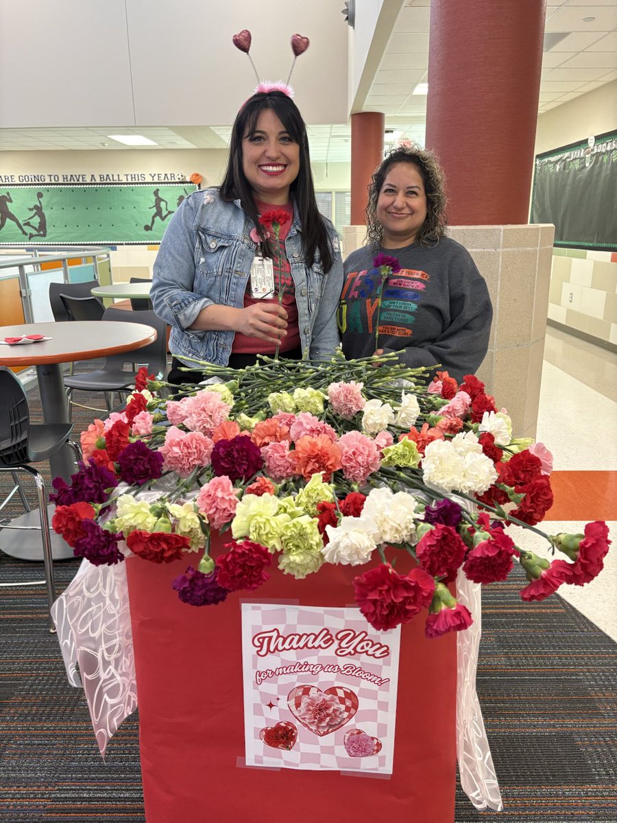 Bel Nafegar Sanchez Elementary School tweet media