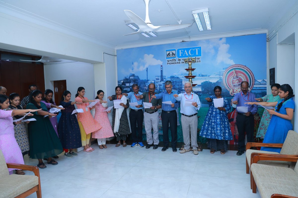 fact_kochi's tweet photo. In connection with #ProductivityWeek'26 (12–18 Feb), the Productivity Pledge was administered across all Divisions of FACT. At the Corporate Office, the pledge was led by CMD, reaffirming Team FACT’s collective commitment to enhanced productivity.
#FACTLtd
@fertmin_india https://t.co/cv46Grco0Q