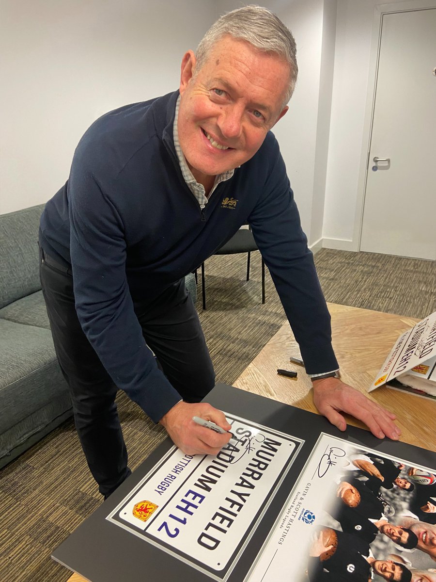 FloodlightEntertain tweet media