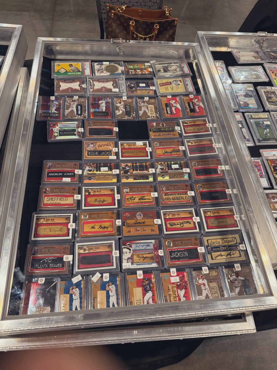 Pack To The Future tweet media