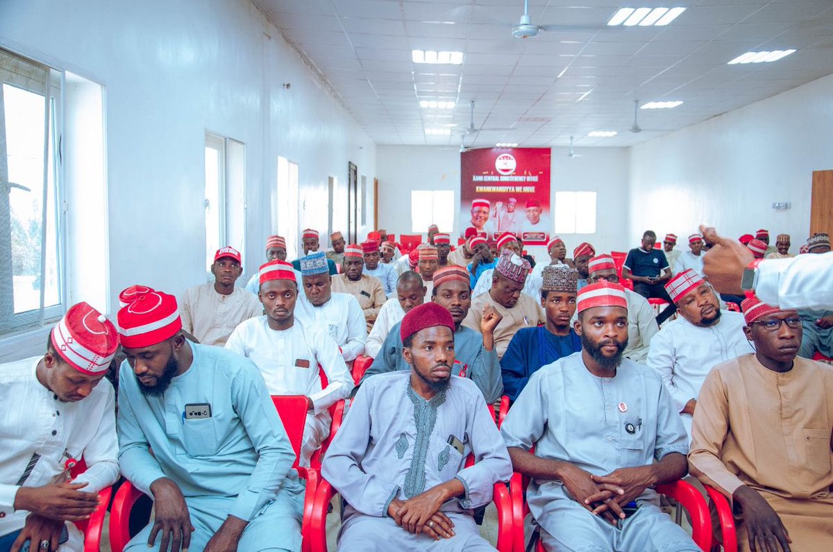 enemtees's tweet photo. Kwankwasiya Media Crew successfully hosted its  Awareness &amp; Enlightenment Meeting, bringing together dedicated media influencers of the Kwankwasiya loyalists, focused, united &amp; committed to promoting the leadership of H.E Sen Engr Dr Rabiu Musa Kwankwaso.

#KwankwasiyyaMediaCrew https://t.co/dd6f8hGpjU