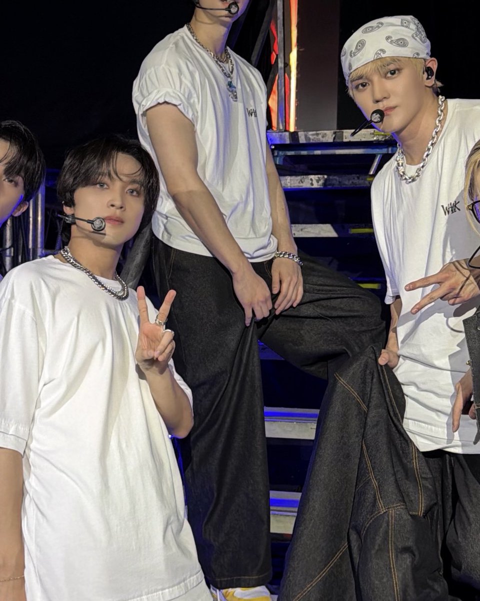 taeyong haechan things tweet media