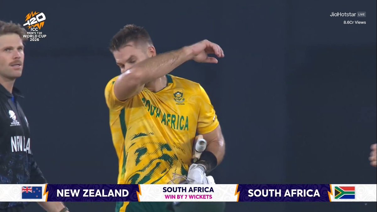 1no_aalsi_'s tweet photo. I think South Africa will lift the trophy this year.
#SAvsNZ https://t.co/Re8UIoqNkn