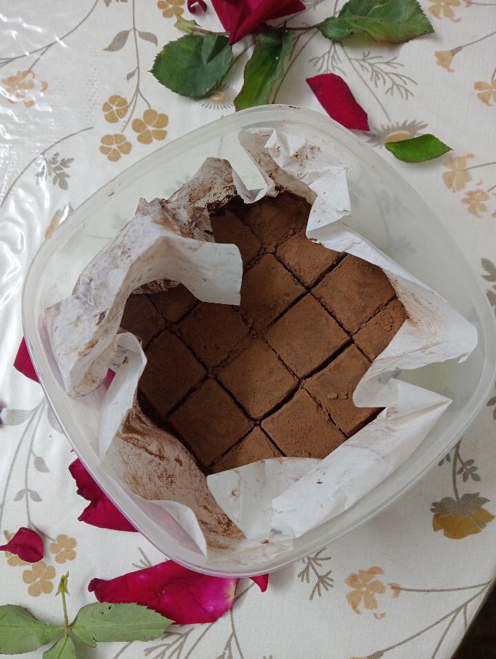 I made chocolate truffles with my sister(<a href="/AlamMiko/">MIKO</a>) for #ValentinesDay! 
#バレンタインデー