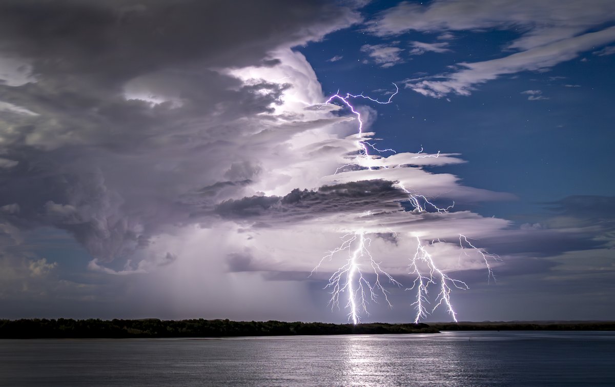 MrTeller's tweet image. Thanks for all the amazing birthday greetings.  Wendy Page from Australia is a great landscape photographer, who sent this: