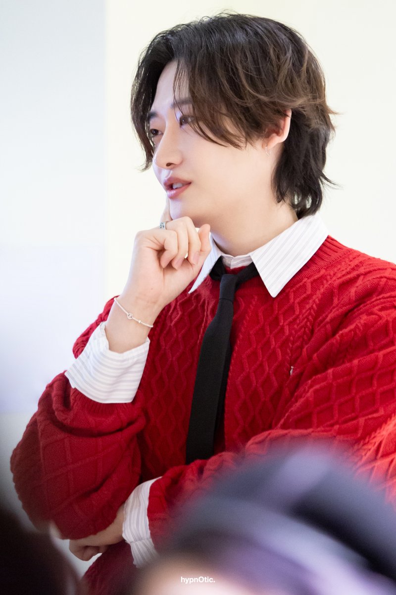 260214
#유정 #yoojung #이태엽
#OnlyOneOf #온리원오브