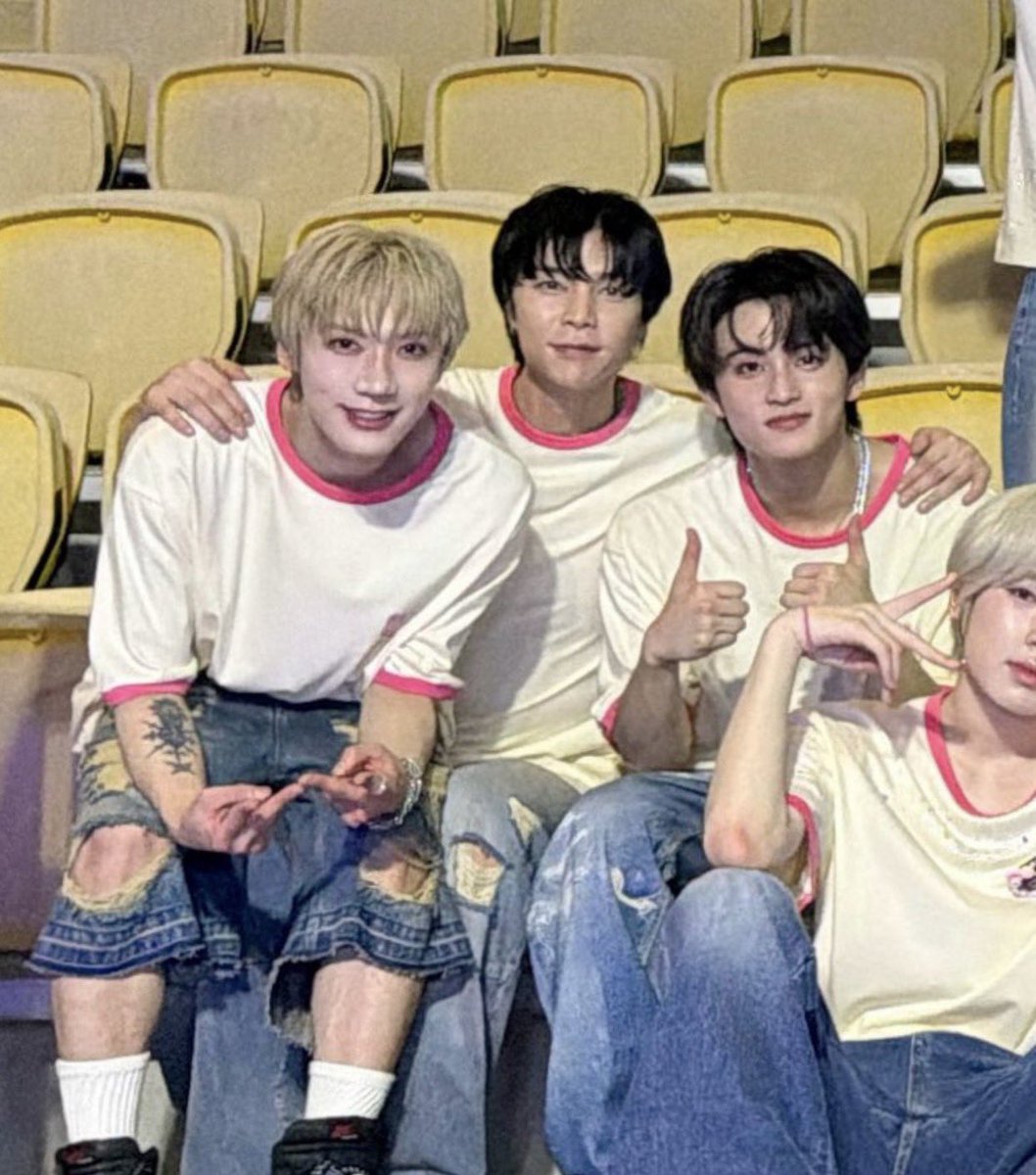 สามคนนี้ตลอดไป55555555555555555555