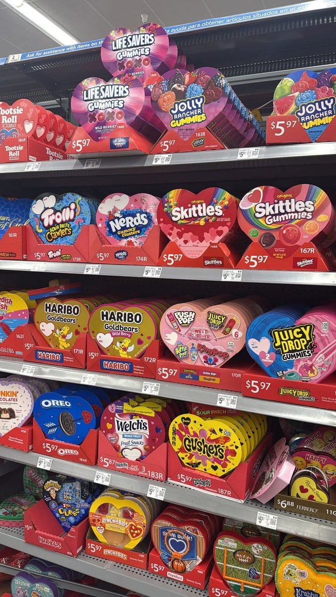 es una realidad que tengo muchas personas a las que amo. Y realmente amo con todo mi corazón. Y es ahí donde entran mis amigos y mi familia.

Así que, gracias por hacer que este día tenga sentido.
Os quiero, para siempre.