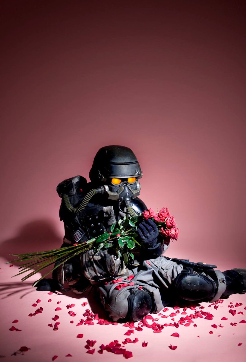 realradec's tweet photo. happy Valentine's Day from the Helghast https://t.co/e81KxTR2US