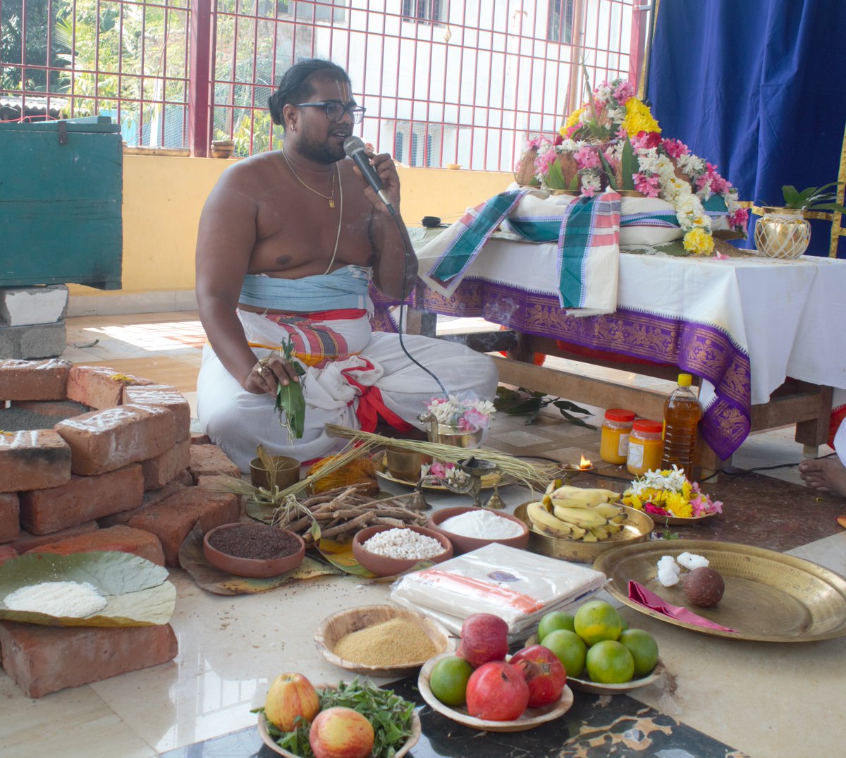 shrikainkaryam's tweet photo. #Melpathi Sri Vijayaraghava Perumal Sannithi - 7th Varshika Mahothsavam - 14.02.2026 -Mahashanthi Homam and Thirumanjanam (1/4) #Shrikainkaryam https://t.co/2dlWkcKwuy