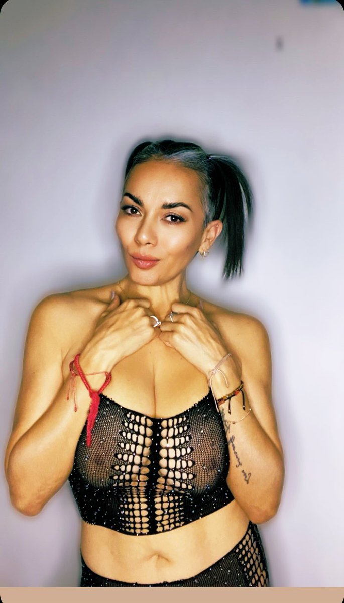 DulceQueen20091981 tweet media