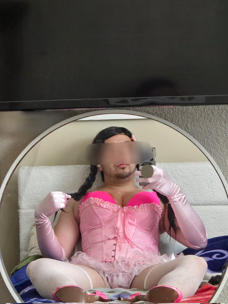 Vera Glow tweet media