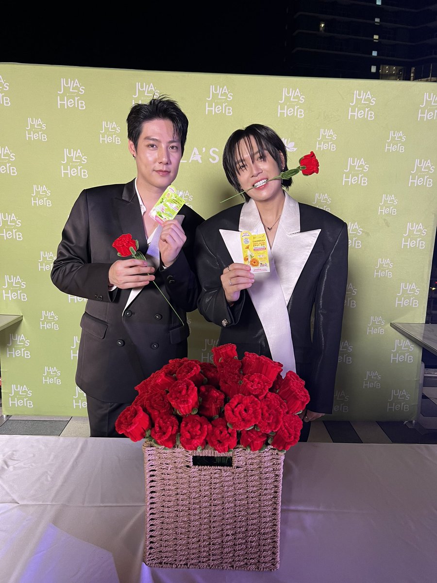 วาเลนไทน์ปีนี้ ดูแลคนที่รักแล้ว อย่าลืมดูแลผิวด้วยจุฬาเฮิร์บกันน้าาา 🌹✨

PPVSP JULAHERB VALENTINE DAY
#JHXPPSPLovePeriod