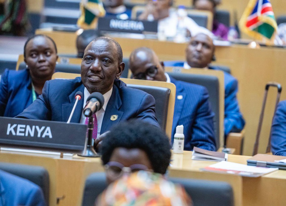 WilliamsRuto's tweet image. We are advancing the reforms of the African Union to strengthen the continental institution and enhance its effectiveness in delivering on its mandate.

Presented the Report of the African Union Institutional Reforms at the 39th Ordinary Session of the Assembly of Heads of State