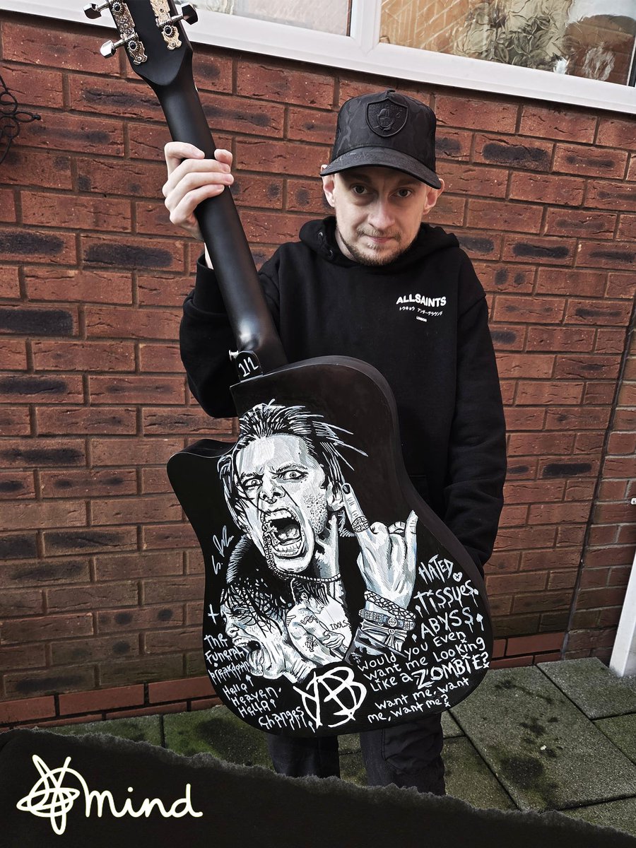 I hope you get to see this <a href="/yungblud/">YUNGBLUD</a> raising money this valentines for <a href="/MindCharity/">Mind</a> with this custom painted guitar. Links in my bio #yungblud #yungbludarmy