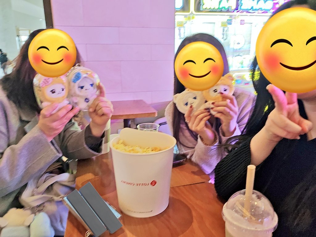 탭초마을 오늘의 하트 360💙
오늘 너무 덕질 수다 재밌었다아:)
다음에 또 만나요옹＼(^o^)／

#이태빈 #LEETAEVIN