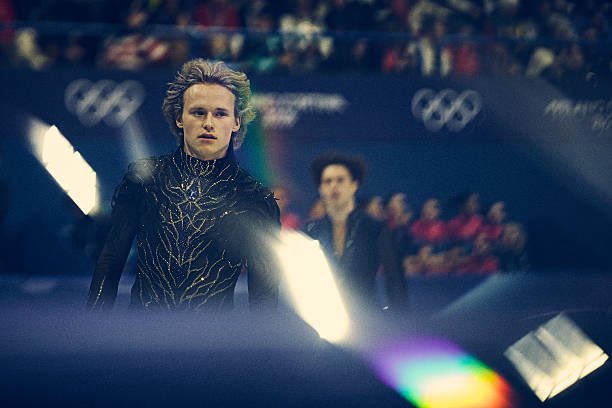 The Skating Lesson tweet media