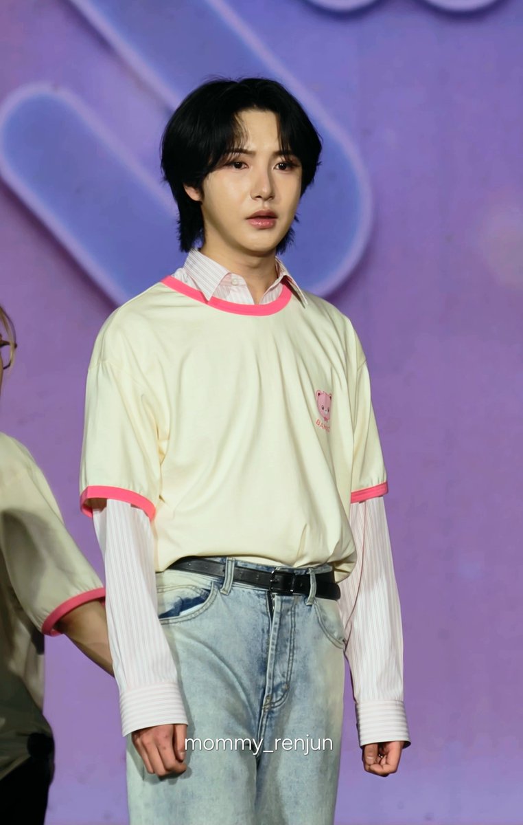 260214 smtown in bkk
 #RENJUN #런쥔
🥰🫠

#SMTOWN_LIVE_BKK
#SMTOWNLIVE2025_26_BANGKOK