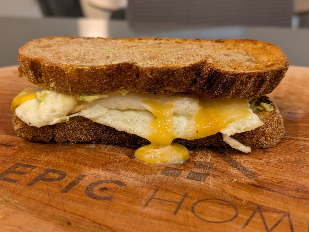 “Don’t waste money on Valentine’s flowers,” my wife said.
“Just make me breakfast.”
Six roses: $54.99 😳
So I made her a breakfast sandwich instead—
homemade sourdough, local eggs, Canadian cheese, tomato…
the only thing not from 🇨🇦 was the avocado 🇲🇽.
No flowers.
No U.S.