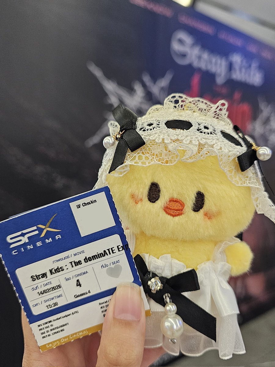 วาเลนไทน์ที่มีเด็กหลง 🥰

ดูจบคืออยากไปคอนเสิร์ตเลย แล้วก็อยากดูหนังอีกรอบด้วย 🥹

#เด็กหลงATEเรียบที่SF