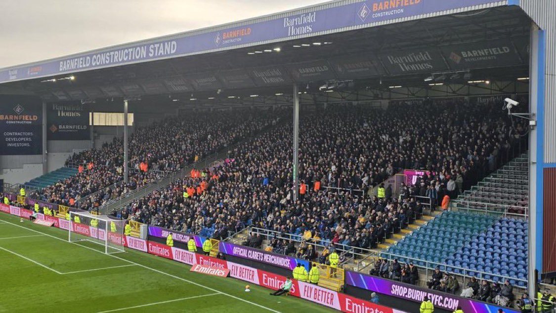 Awaydays23's tweet image. Mansfield Town at Burnley today #stags