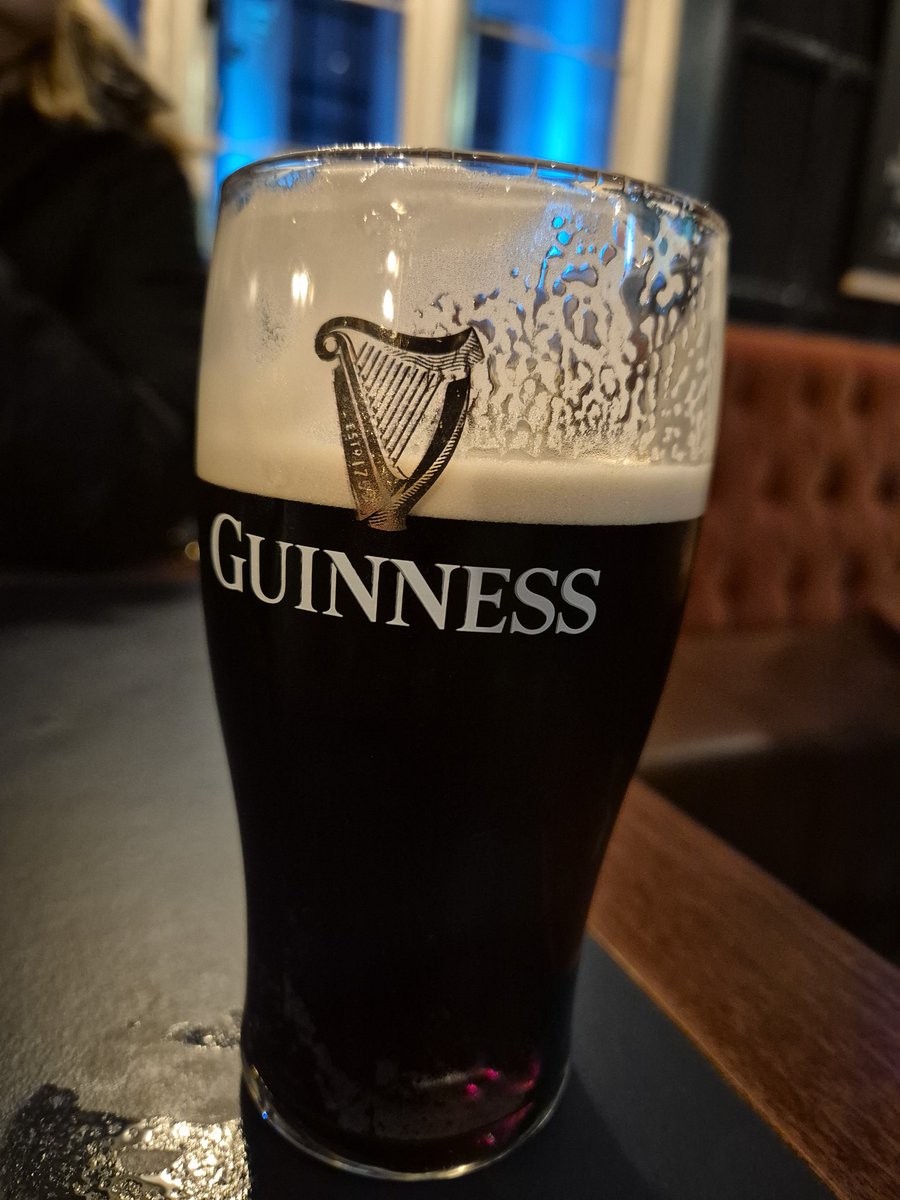 Simon Williams tweet media