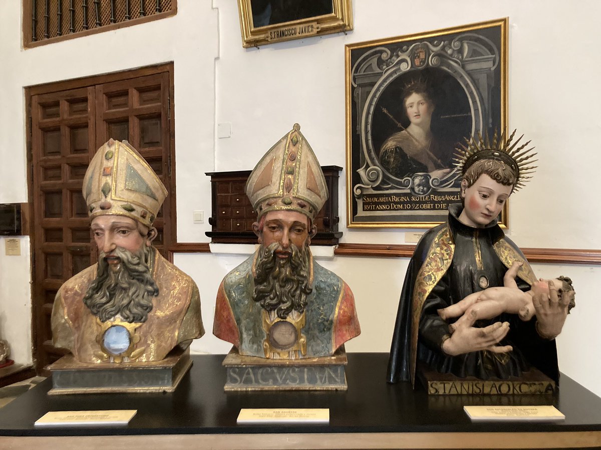 museoes's tweet photo. Exposición de relicarios y esculturas en la iglesia de San Miguel y San Julián de Valladolid. https://t.co/POu19ShPaa