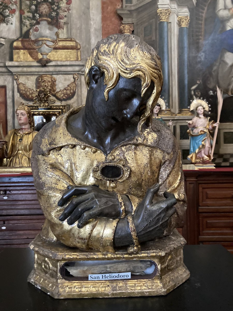 museoes's tweet photo. Exposición de relicarios y esculturas en la iglesia de San Miguel y San Julián de Valladolid. https://t.co/POu19ShPaa