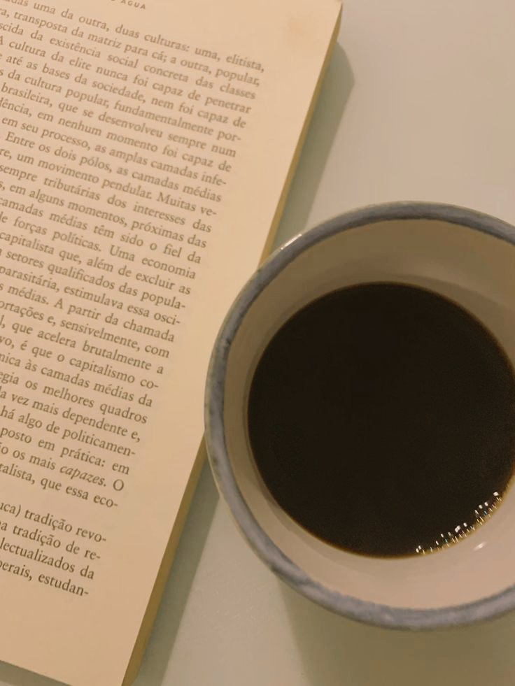 cafe_comlivros's tweet photo. .:*:・'°☆ Se você gostou desse, leia esse 
(versões menos óbvias)
                           ⤷ a thread https://t.co/cvdKMl6Kf6