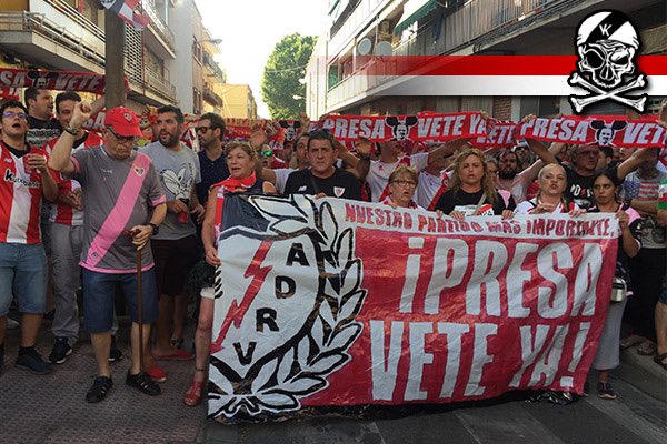 Por la supervivencia del Club, por el futuro de la Agrupación y por mantener el Estadio en el Puente de Vallecas.

Desde la Junta hasta el Fondo, el Rayismo pidiendo…

PRESA INHABILITACIÓN

maps.app.goo.gl/c2nDSsXHdgfffT…