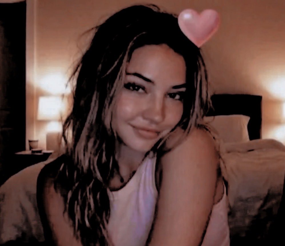 𝐒𝐀𝐑𝐀𝐇 ( NEW 📍) tweet media