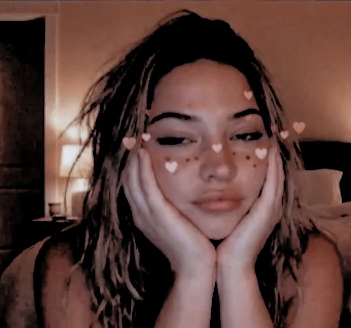 𝐒𝐀𝐑𝐀𝐇 ( NEW 📍) tweet media