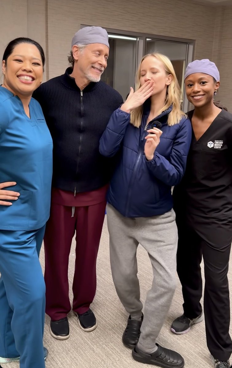 ivygrrl246's tweet photo. Zero chance I’ll be normal about this 
#Dasher #ChicagoMed https://t.co/63MLPaCaCN