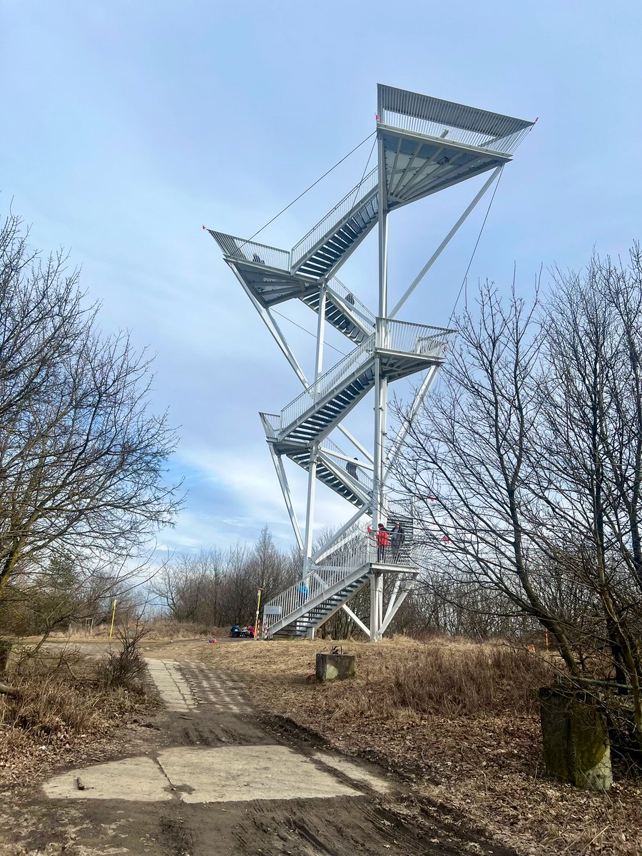 MPrilepok's tweet photo. Today’s activation on Devinska Kobyla 514m ASL (SOTA OM/BA-004, Fauna and flora OMFF-0032 and Towers on the Air OMR-0103). I achieved 63 QSOs on 2m, 20m and 40m bands.
#sota #faunaflora #hamradio #hf https://t.co/epvjaVcn38