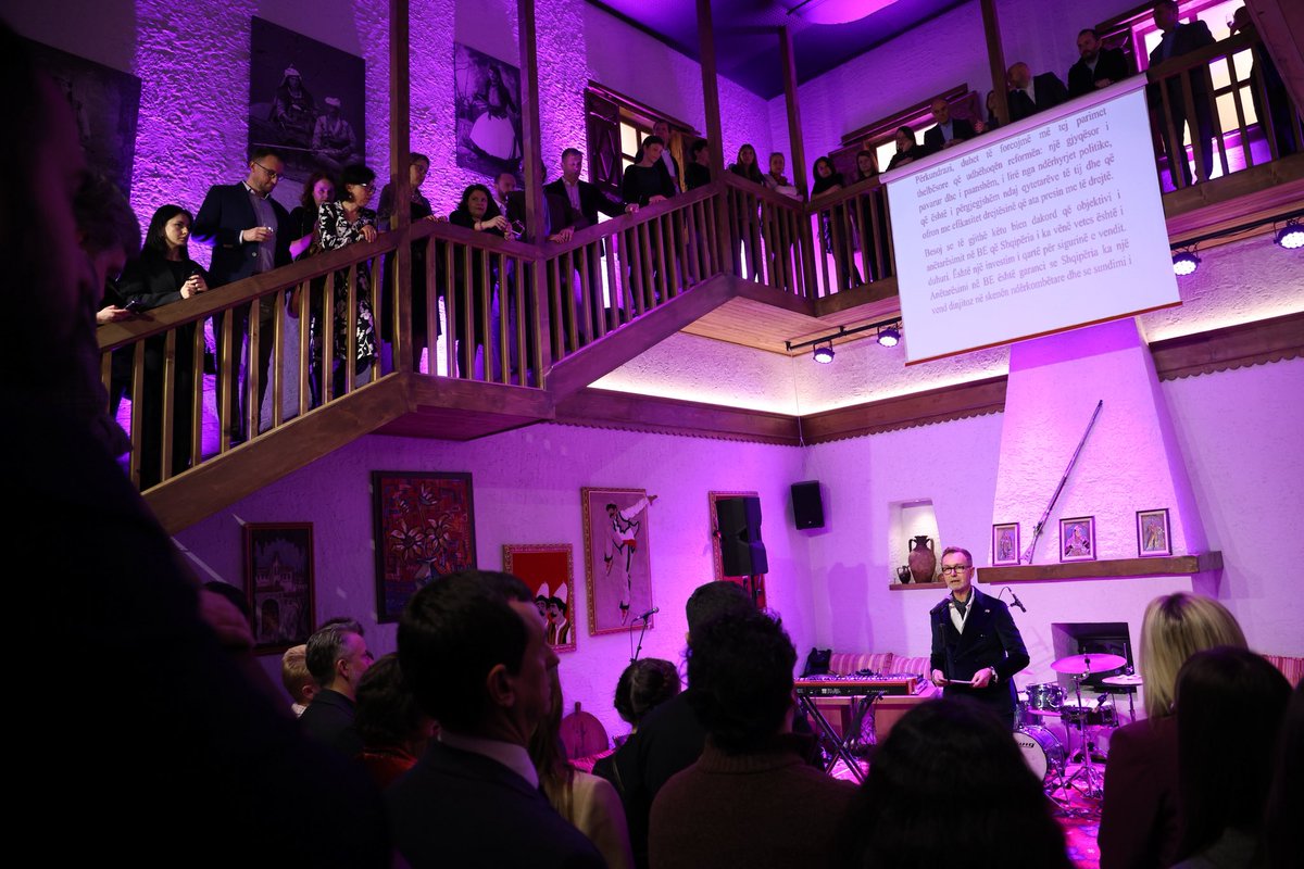 Silvio Gonzato tweet media