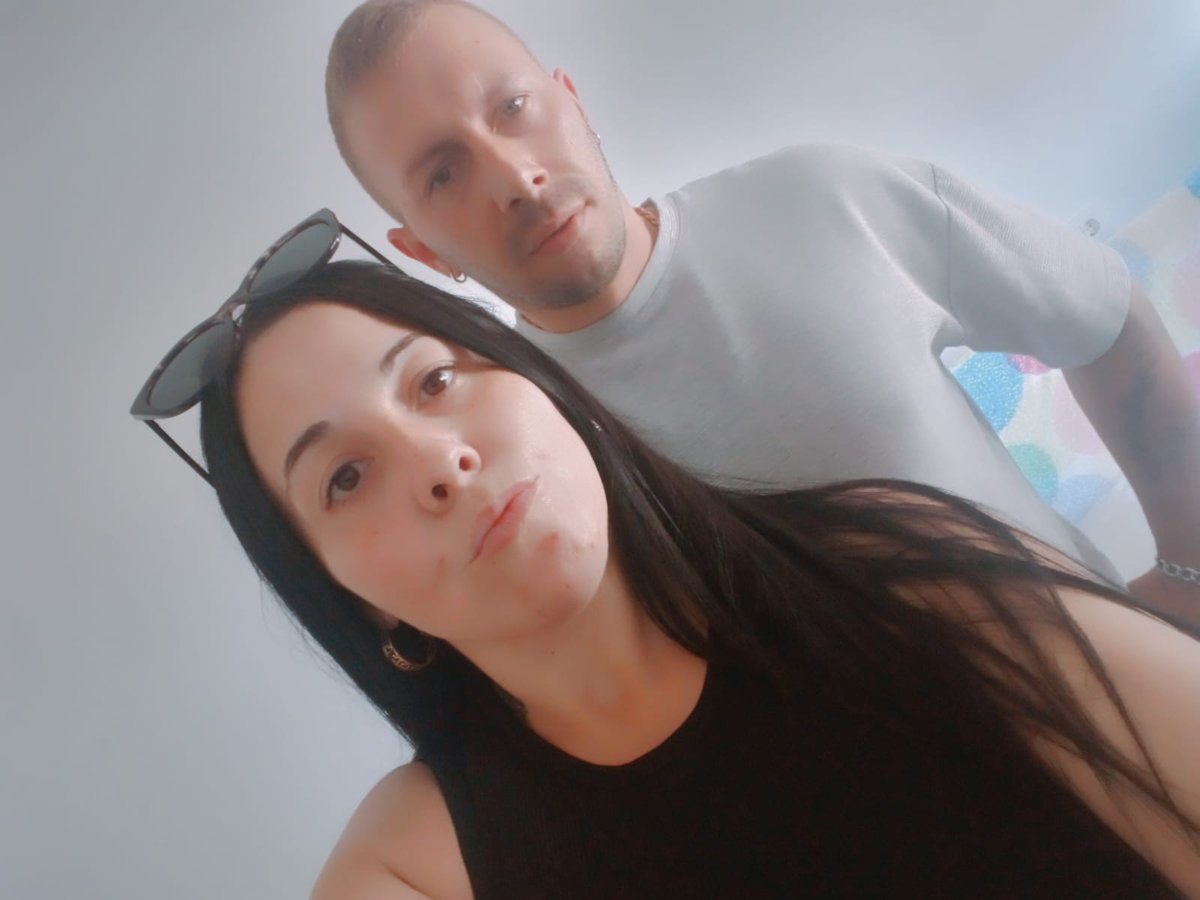 Feliz San Valentín ❣️ Los guapos pá las guapas jajaj xD 
Ya sabéis que soy una cachonda mental 😂
