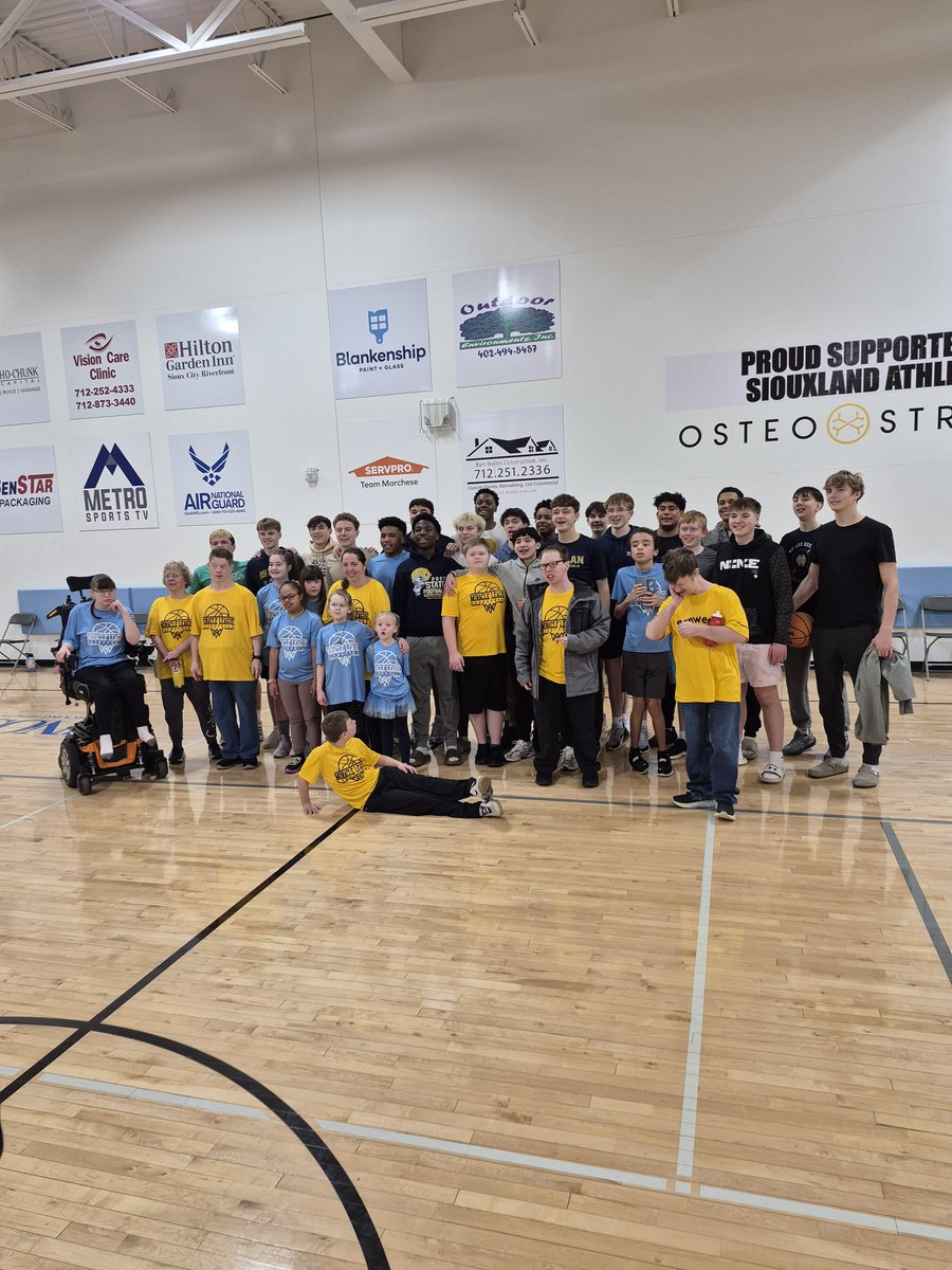 Heelan Boys Basketball tweet media