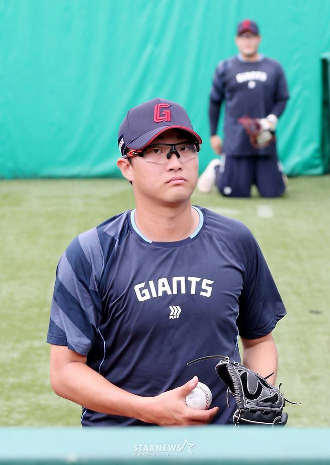 𝕔𝕞 𓂃𓈒𓏸︎︎︎︎ 🍀 ³⁴ ²¹ tweet media