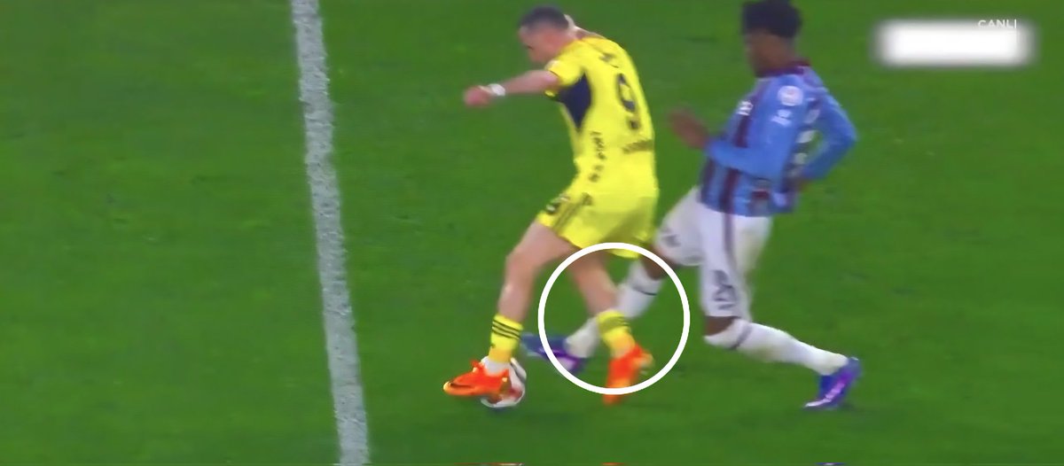 Evet kardeşim, gol nizami, hemde baya nizami...

Emek hırsızları. <a href="/MHK_Resmi/">Merkez Hakem Kurulu</a>