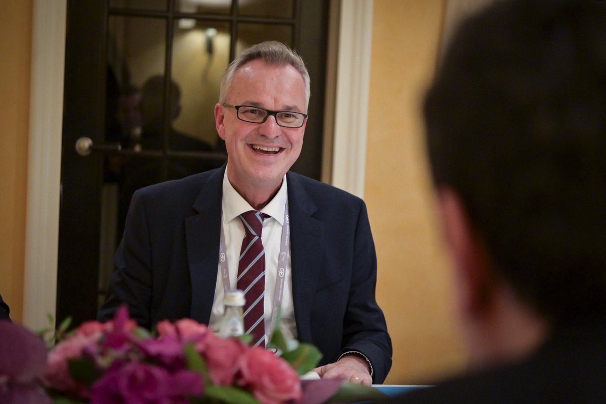 It was a pleasure to meet with Hans-Georg Engelke, State Secretary at the Federal Ministry of the Interior, at the Munich Security Conference. We spoke about our close and fruitful collaboration on security issues, Kosova’s economic development and democratic progress, and