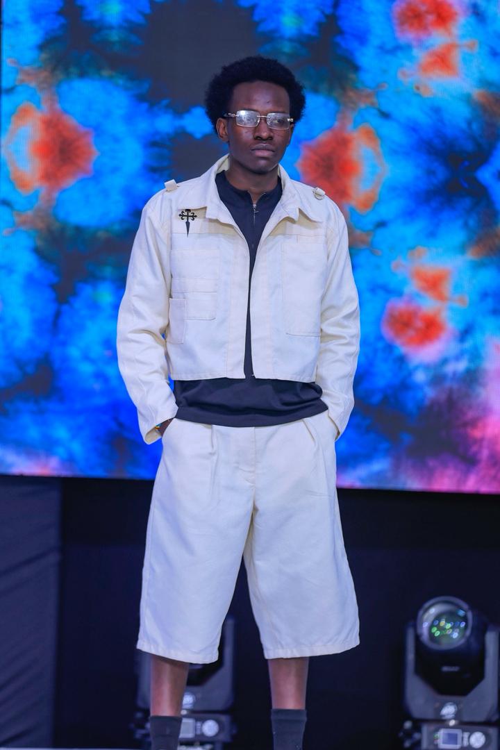 reachahand's tweet image. The young people raising the curtains with vigor!

#ThreadsOfLegacy #Valeldertines