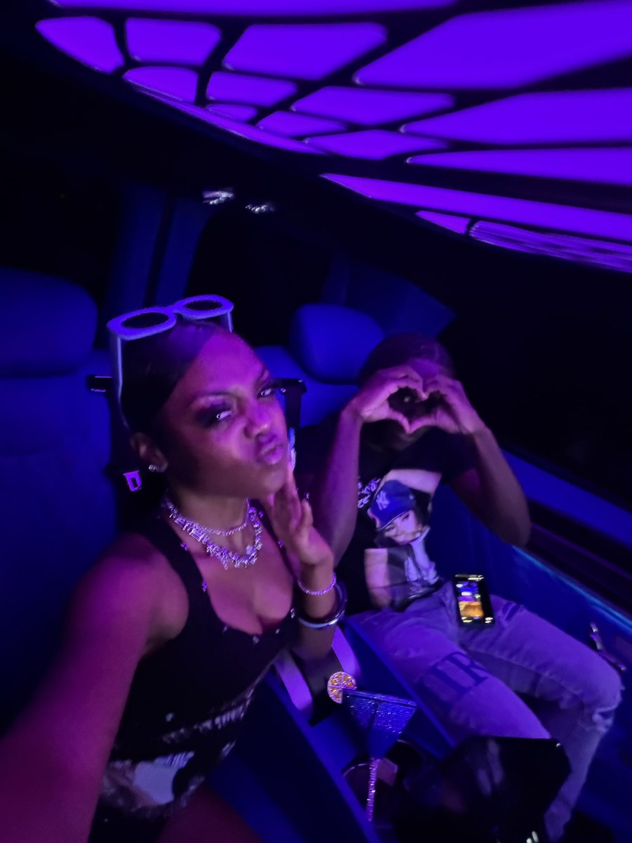 brisgalleryyy tweet media