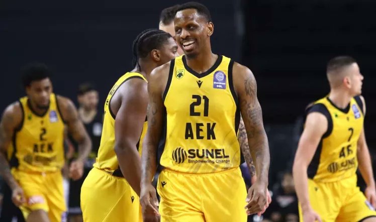 Μπαοκ γερα γερα
Τον ηπιαμε ξανα
Μπαοκ γιατι γιατι
Μας γαμησαν πολυ